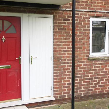 Budget Canterbury Apartment Bagian luar foto